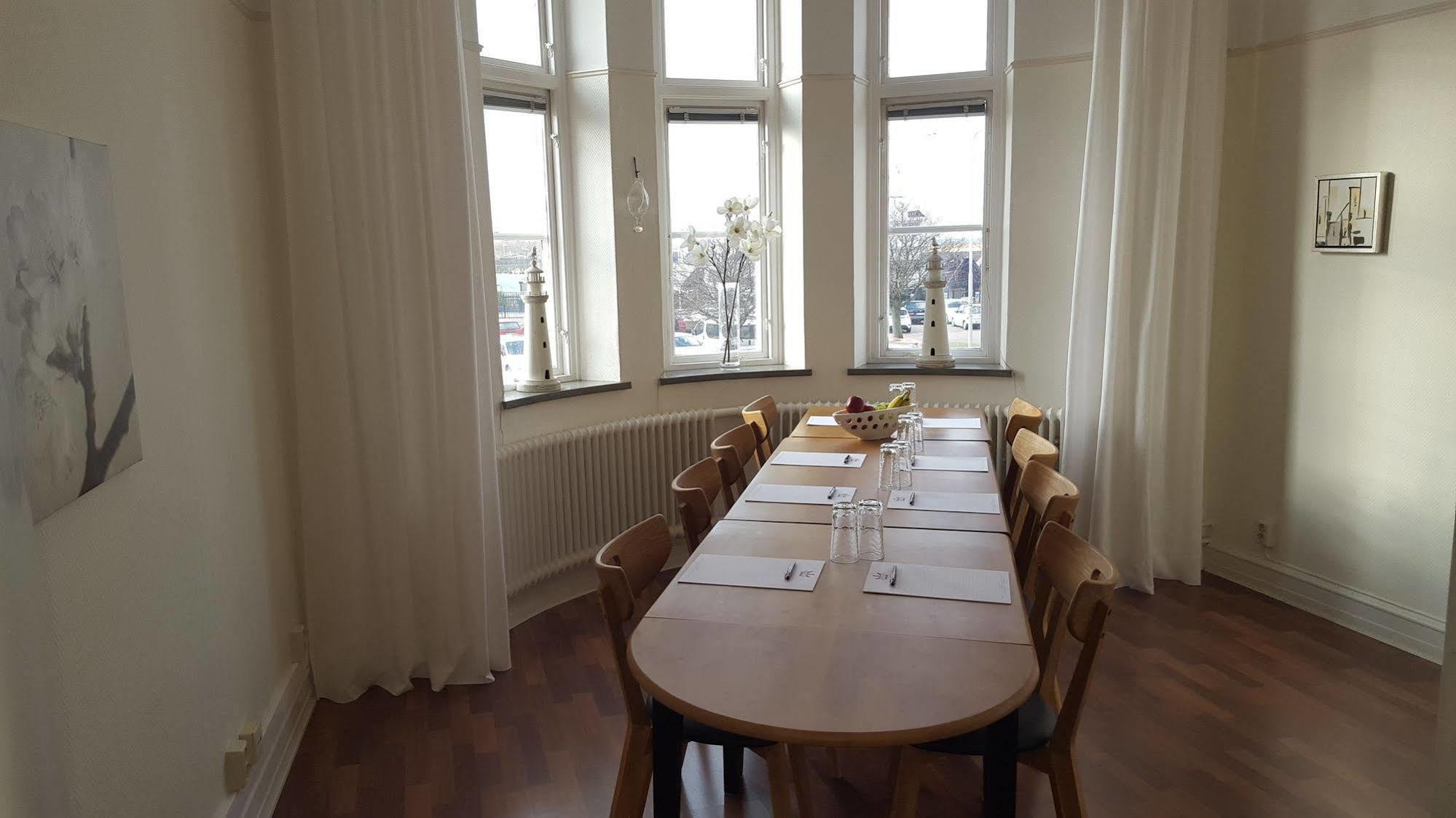 Hamnhotellet Kronan Landskrone Exterior photo
